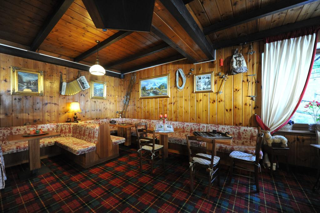 Hotel Etoile De Neige Valtournenche Exteriör bild