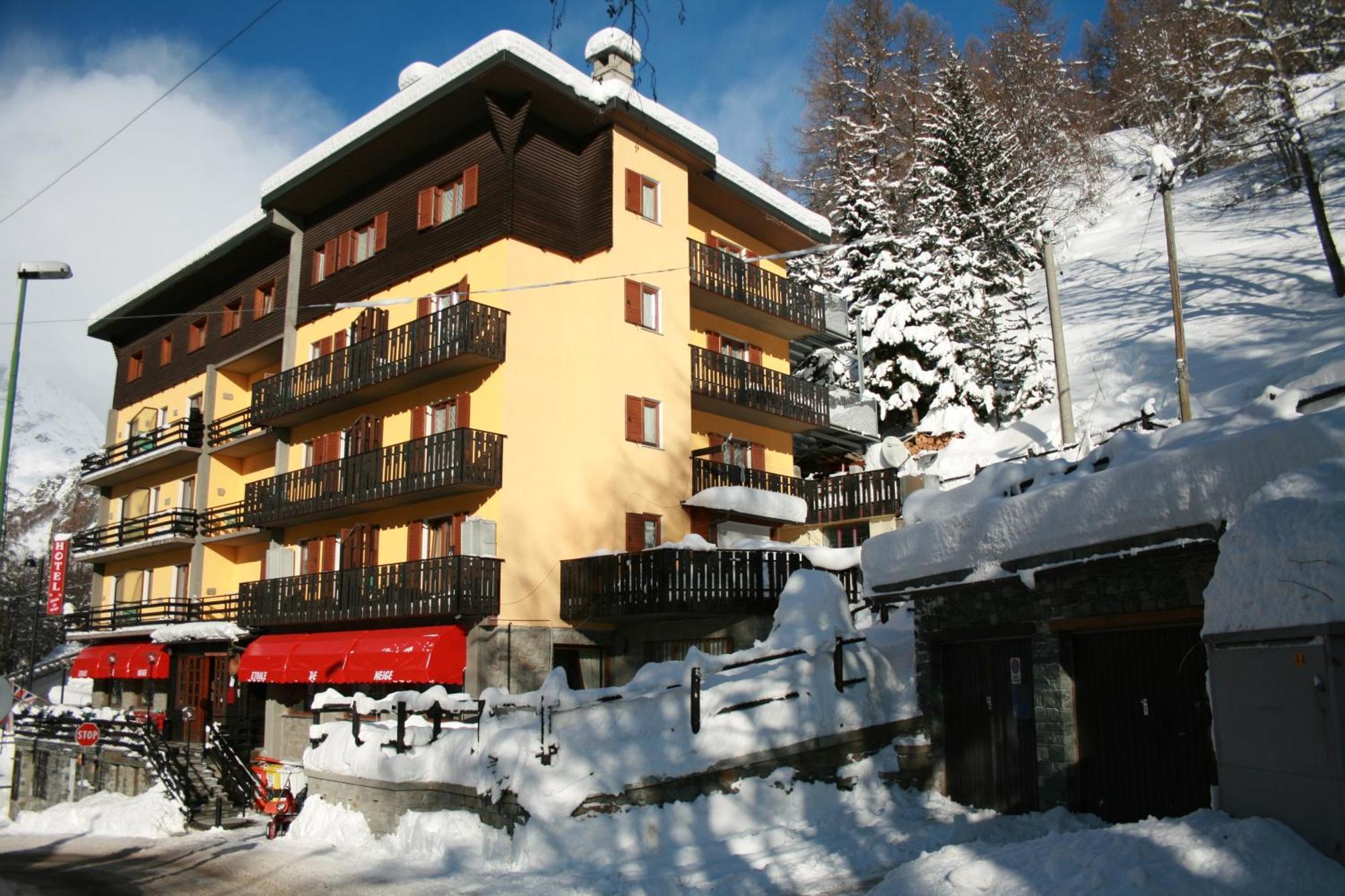 Hotel Etoile De Neige Valtournenche Exteriör bild