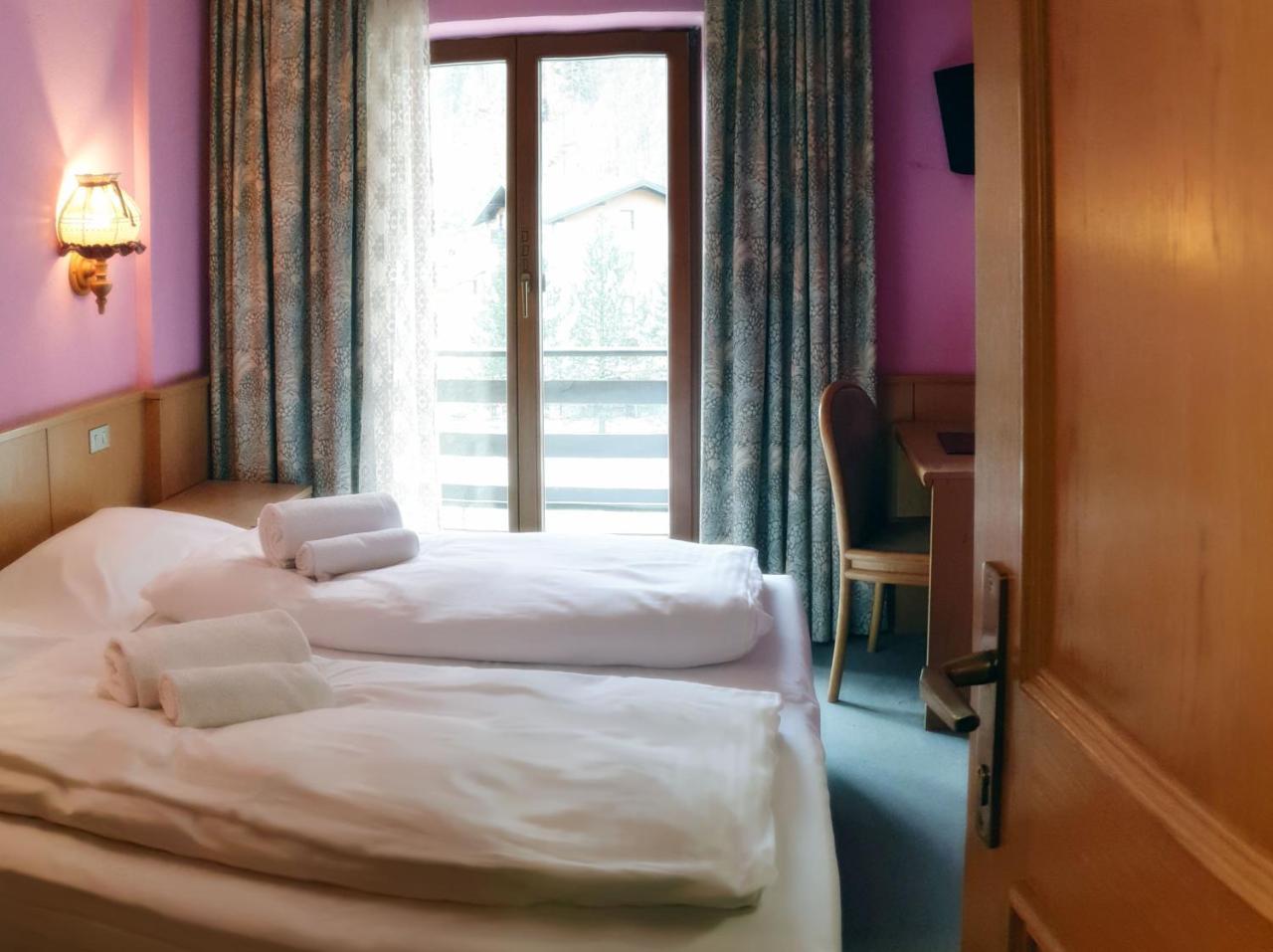 Hotel Etoile De Neige Valtournenche Exteriör bild